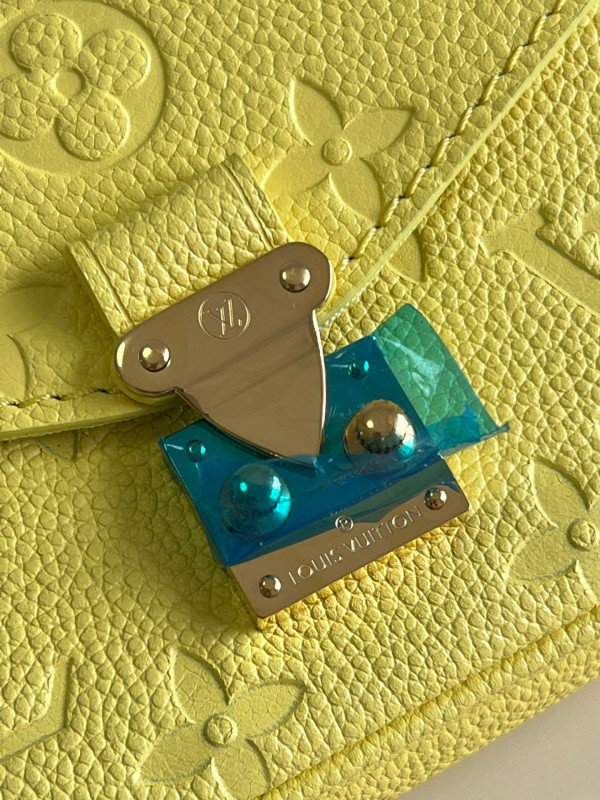 l0*is V*t0n micro metis