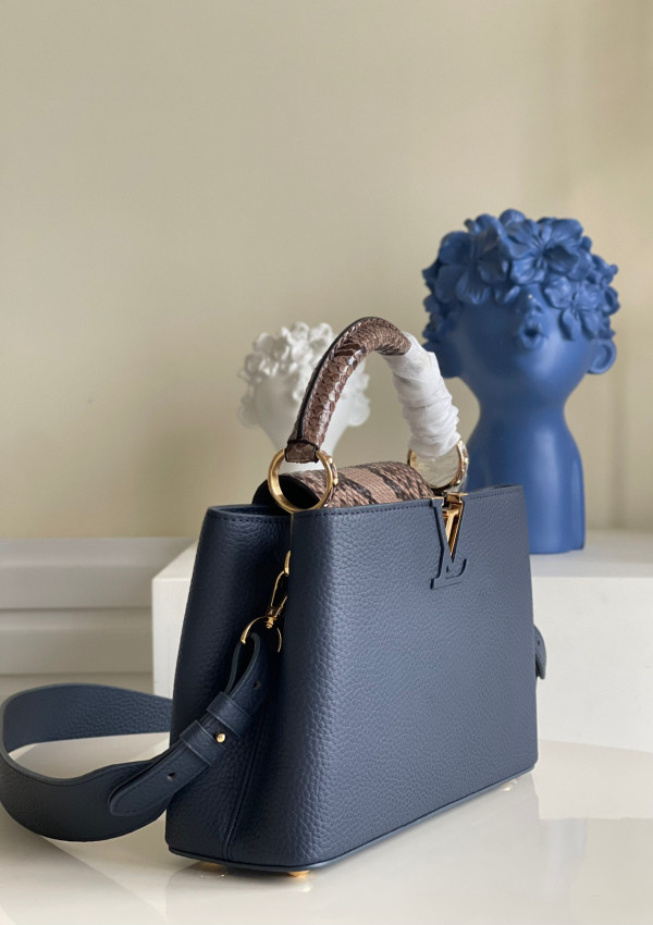 l0*is V*t0n capucines bb