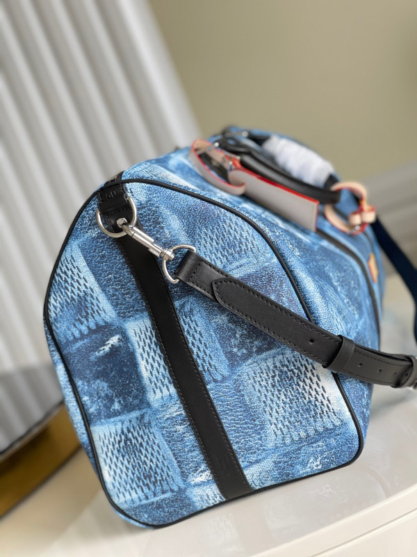 l0*is V*t0n keepall bandouliÈre 50