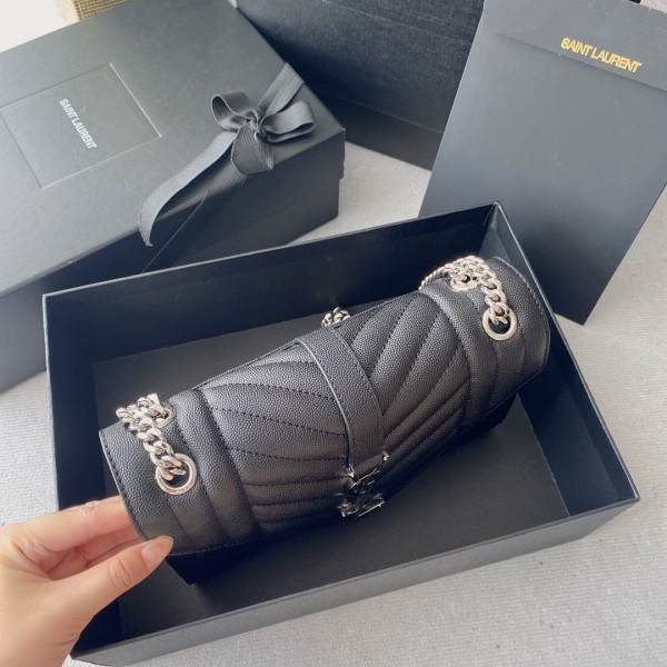 Y*L envelope medium bag