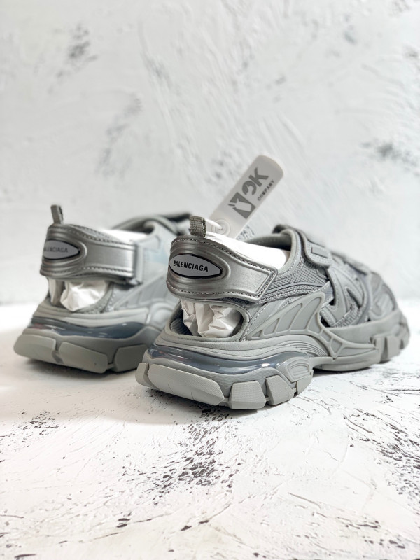 Ba*len*cia*ga track sandal