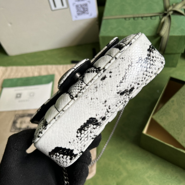 g*u*i gg marmont python S*per mini bag