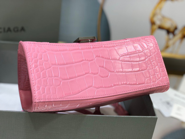 Ba*len*cia*ga hourglass