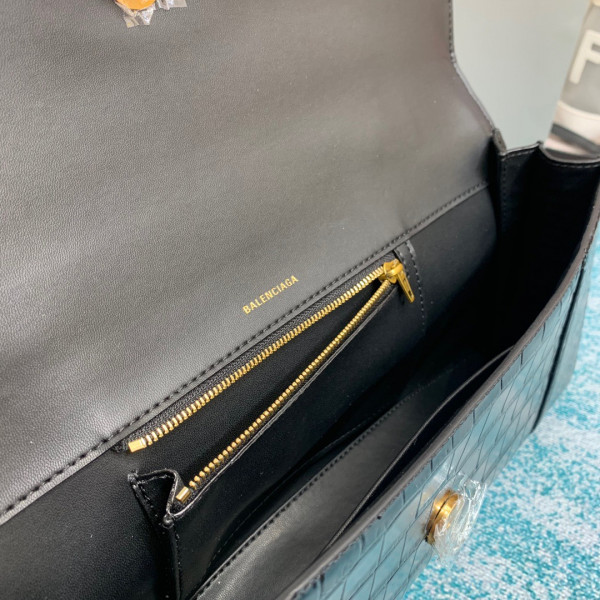 Ba*len*cia*ga hourglass stretched top handle bag