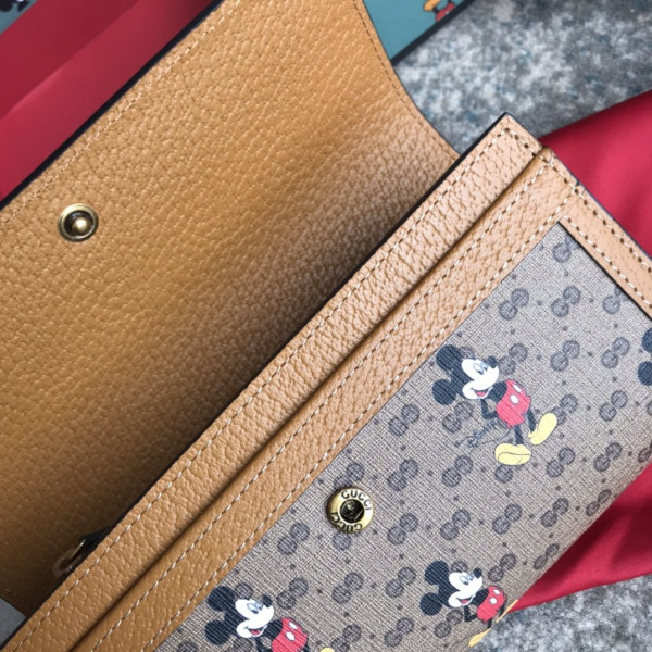 disney x G*u*i gg long wallet