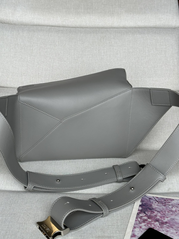 Lowee Small Puzzle Bag-24*16*10.5cm