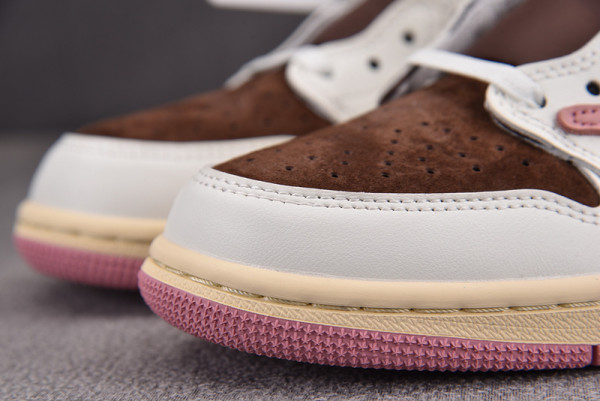 TRAVIS SCOTT X AIR JORDAN 1 LOW OG "DARK PONY" DZ4137-206