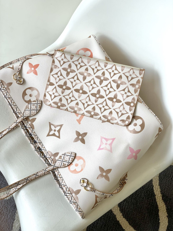 l0*is V*t0n neverfull mm