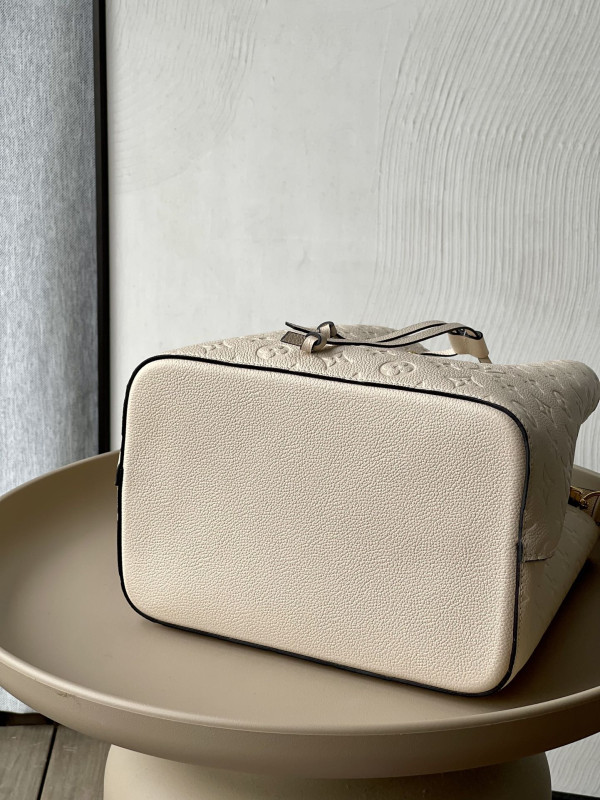 l0*is V*t0n nÉonoÉ mm