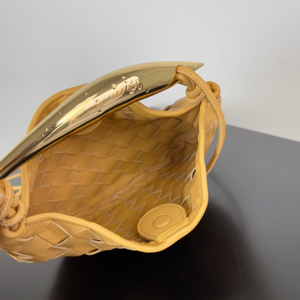 bo*te*ga Ve*ne*ta  mini sardine top handle bag