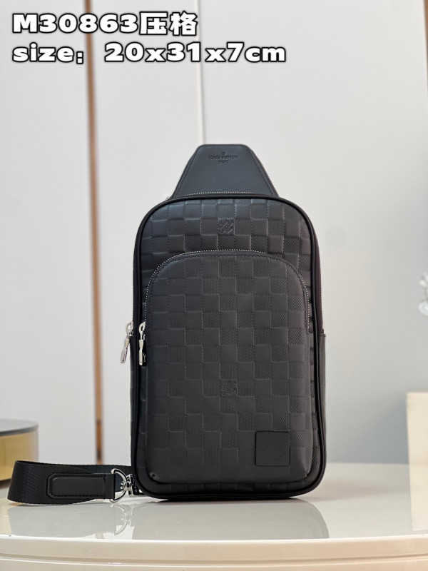 l0*is V*t0n avenue slingbag nm