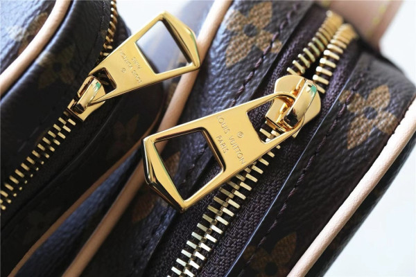 l0*is V*t0n croissant mm