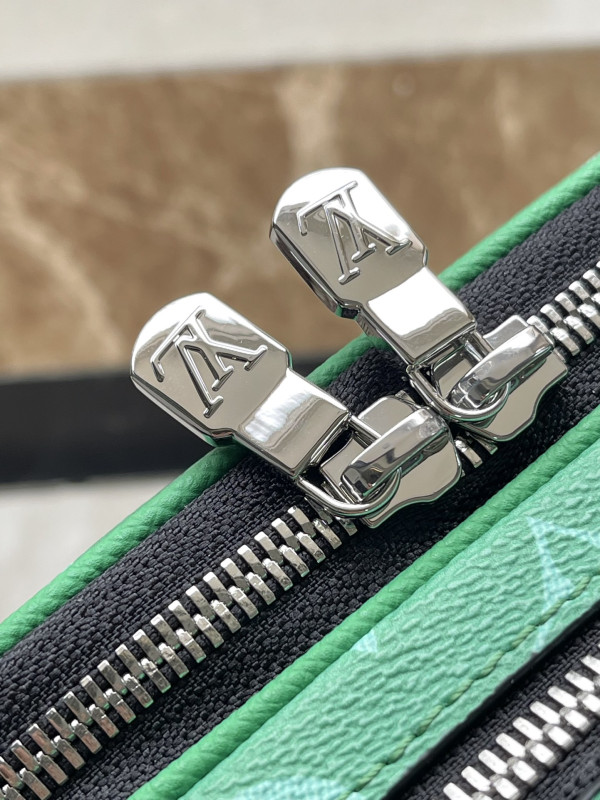 l0*is V*t0n nano alpha-11.0*18.5*6.5cm