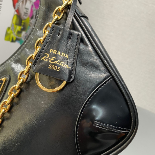 Pra*a re-edition 2005 saffiano bag-22*18*6.5cm