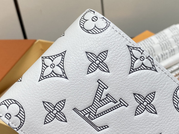 l0*is V*t0n multiple wallet-11.5*9*1.5cm