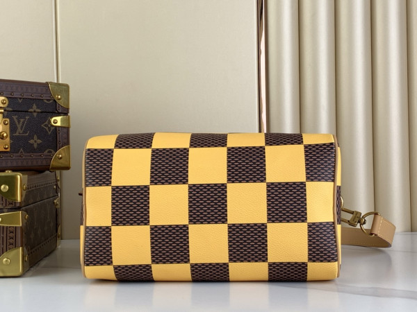 l0*is V*t0n speedy 25