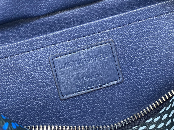 l0*is V*t0n locker dopp kit bag-23*13*12cm