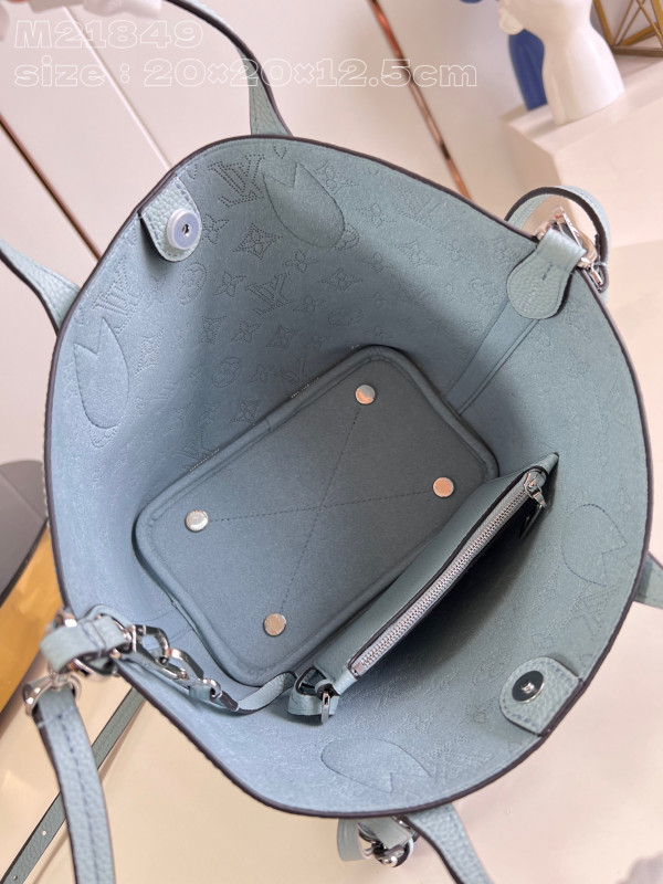 l0*is V*t0n blossom pm