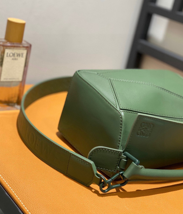 Lowee Small Puzzle Bag-24*10*14cm