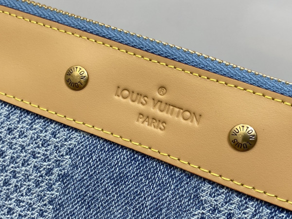 l0*is V*t0n pochette to-go-30*21.5*2cm