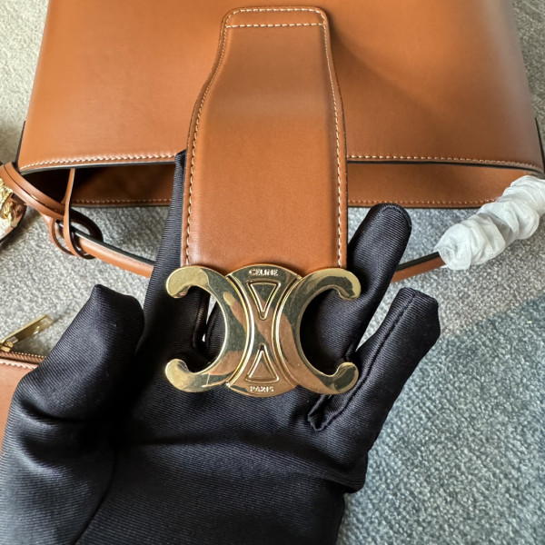 celin* medium L0*ise bag-23.5*24*16cm