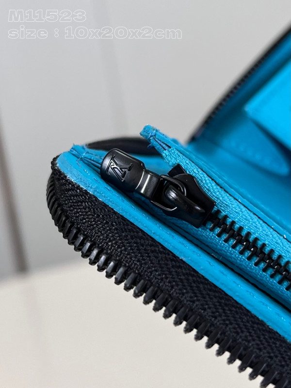 l0*is V*t0n zippy wallet-10*20*2 cm
