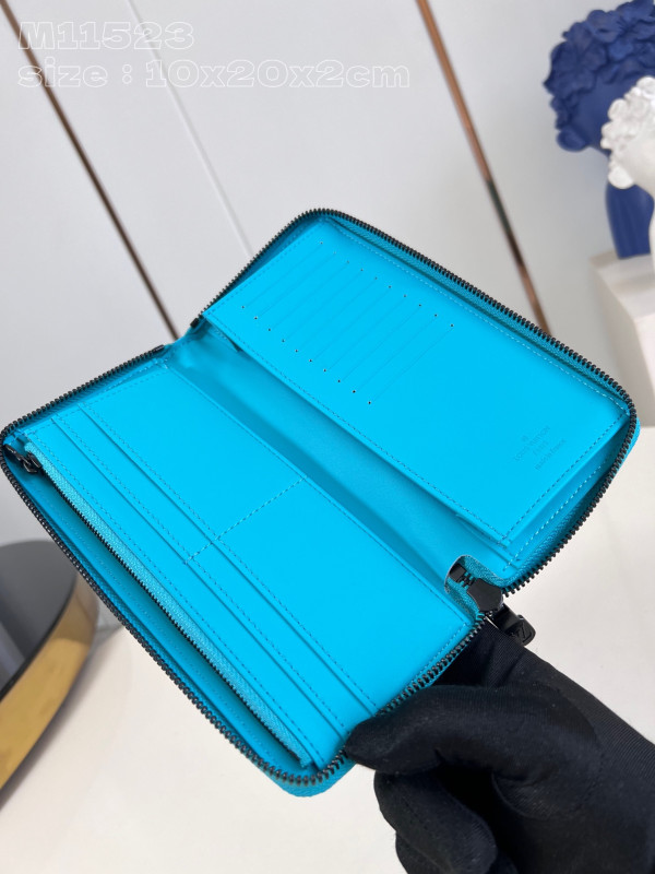 l0*is V*t0n zippy wallet-10*20*2 cm