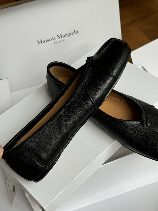 ma*s*n Ma*i*la ballet flats
