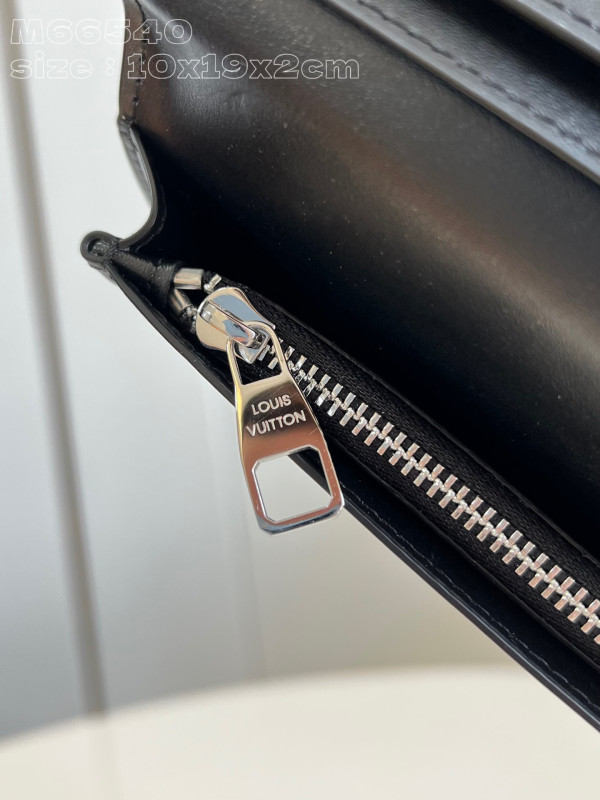 l0*is V*t0n brazza wallet-10*19*2cm