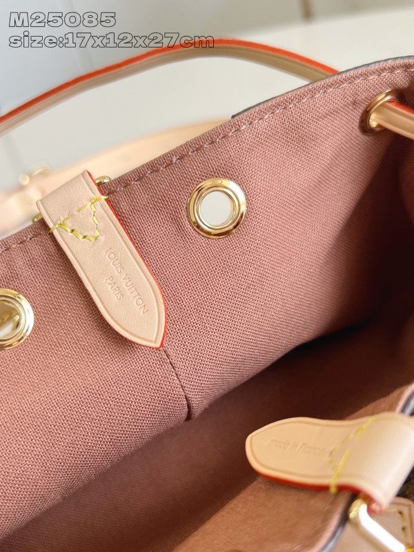 l0*is V*t0n odysée-17*12*27cm