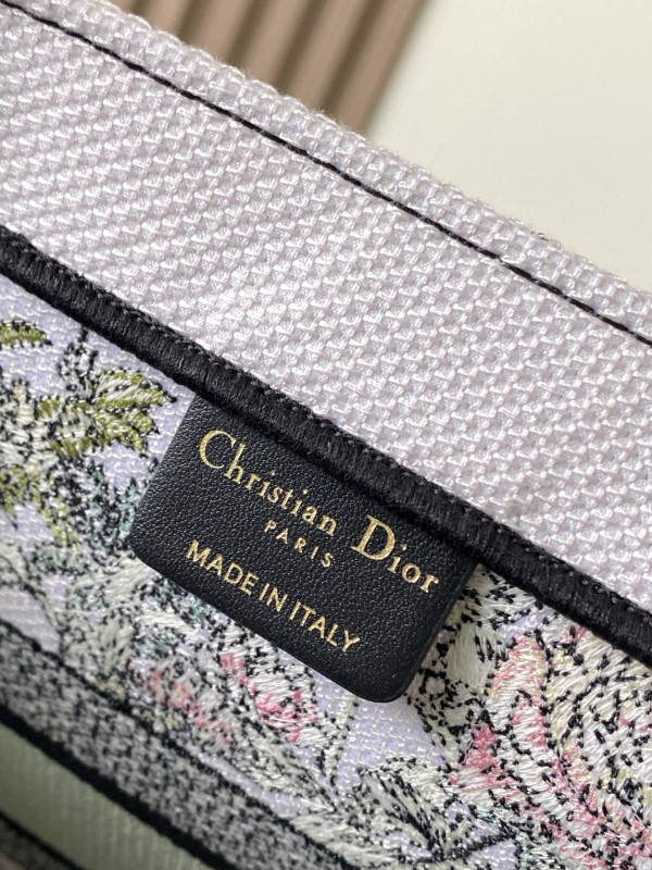 MEDIUM DIRO BOOK TOTE-36CM