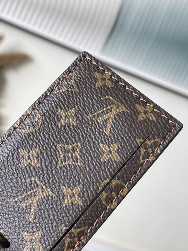 l0*is V*t0n express travel  - 20*27*45cm