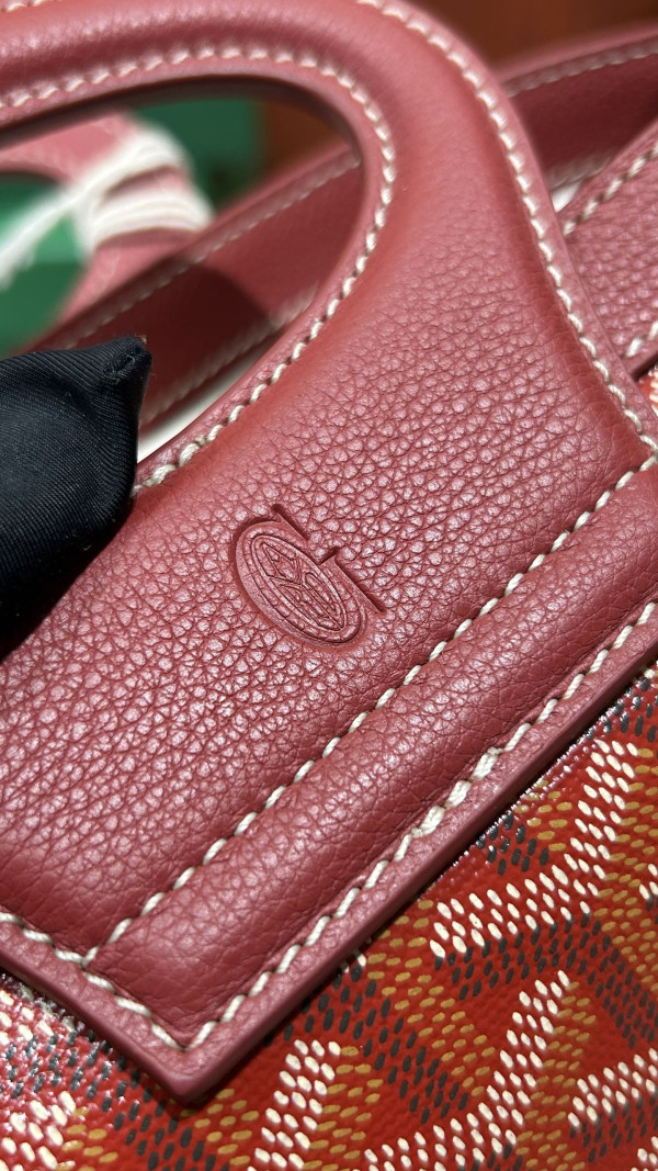 Go*ard beluga  - 23×18.5×8cm