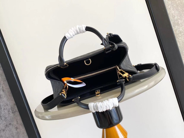 l0*is V*t0n avenue pm - 30*19.5*12cm