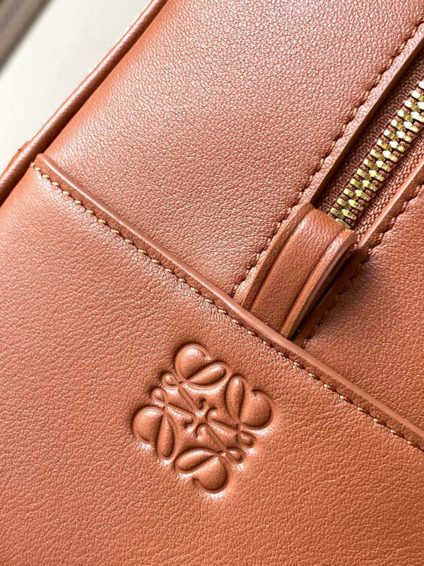 L0ew* amazona 28 bag in nappa calfskin - 28*11*18cm