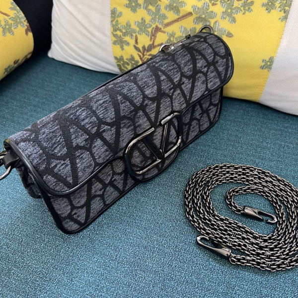 VALENTINO LOCÒ SHOULDER BAG