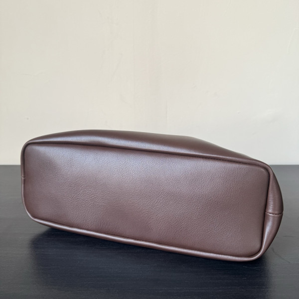 T*e R0w agnes bag - 32*11*20cm