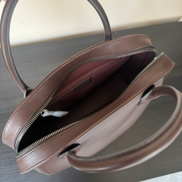 T*e R0w agnes bag - 32*11*20cm