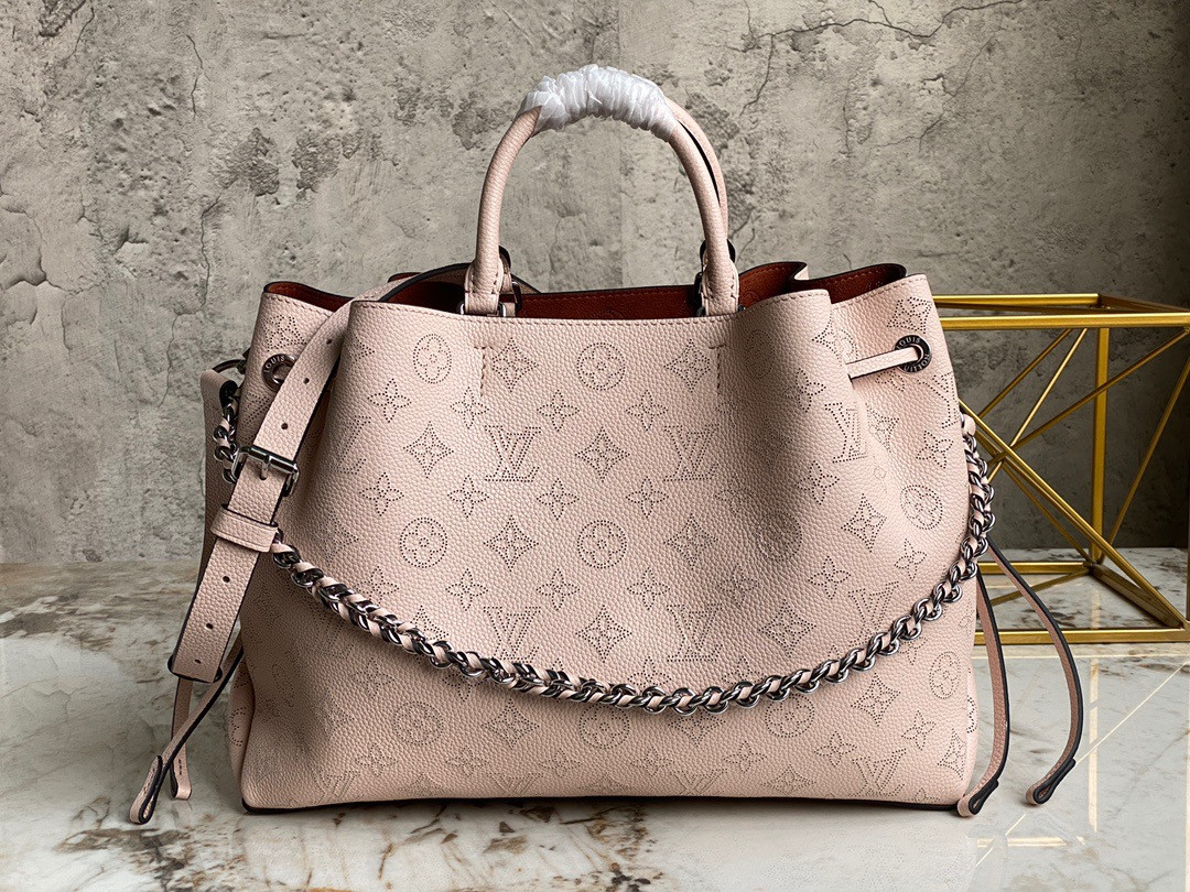 l0*is V*t0n bella tote