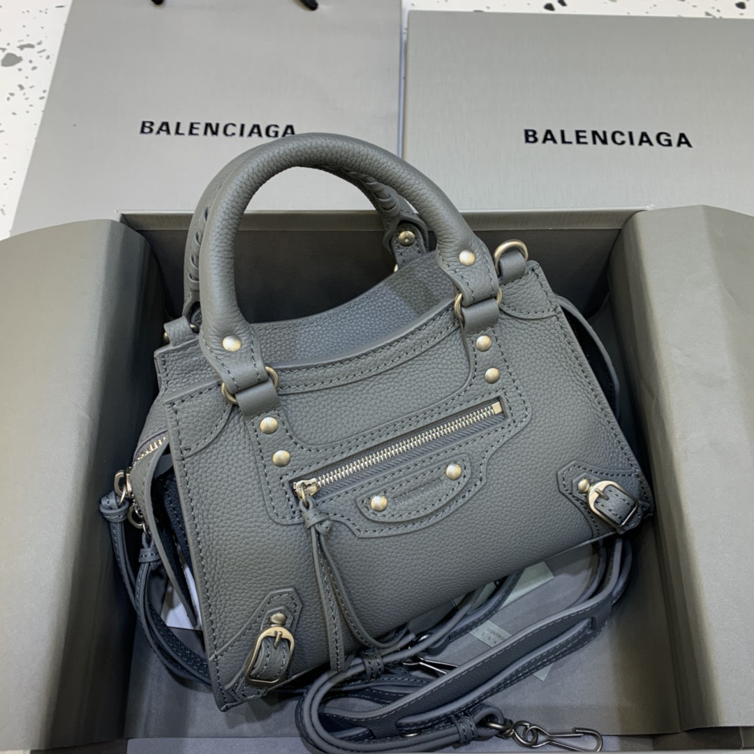 Ba*len*cia*ga neo classic mini top handle bag
